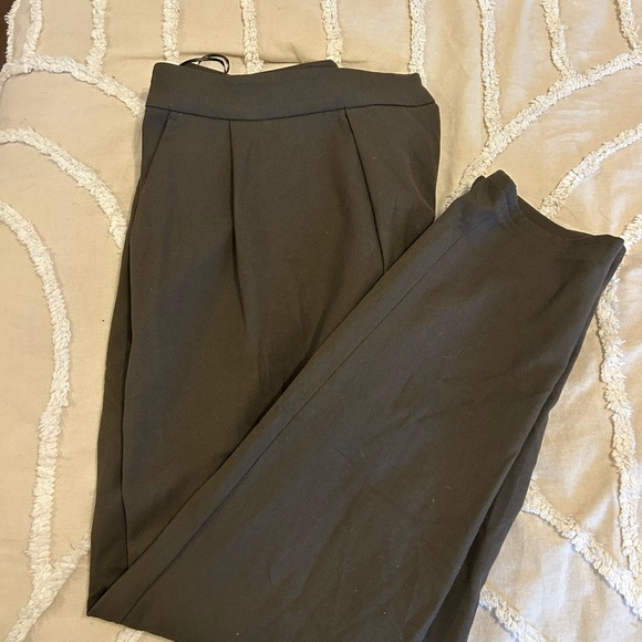 Zara Classic Khaki Women's Trousers - Picture 2 of 6